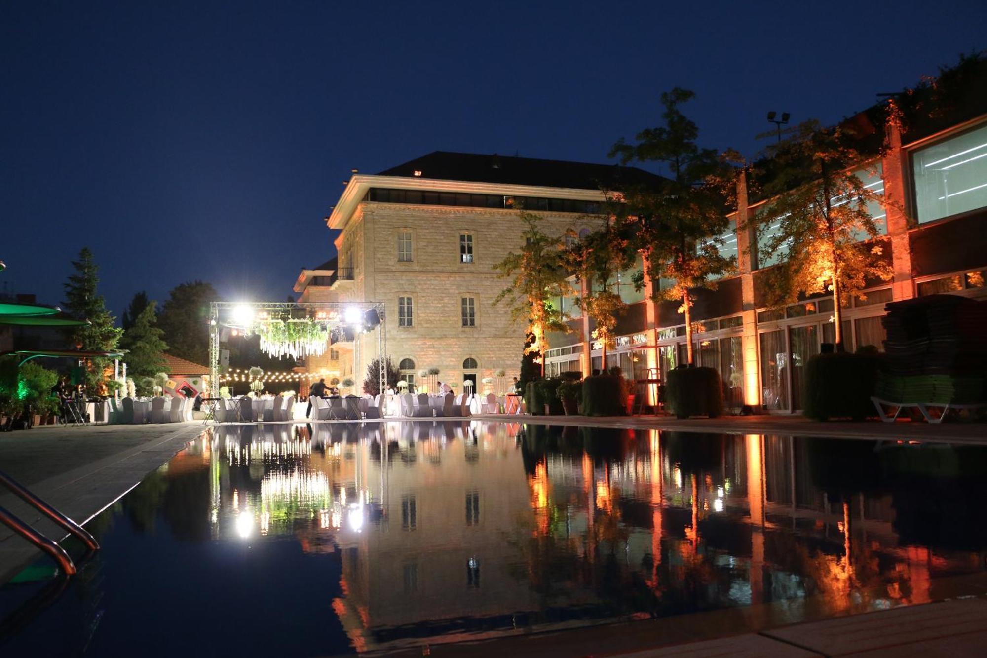 Grand Kadri Hotel - History Marked By Cristal Lebanon Zahlé Buitenkant foto